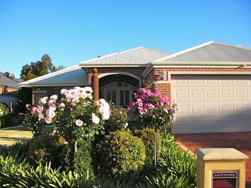 15 McKay Avenue, Waroona WA 6215