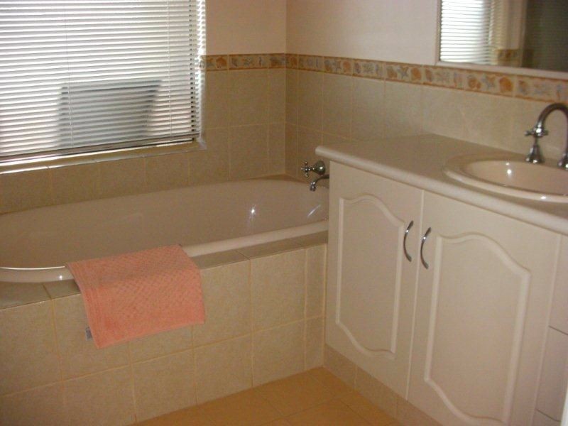 15 McKay Avenue, Waroona WA 6215