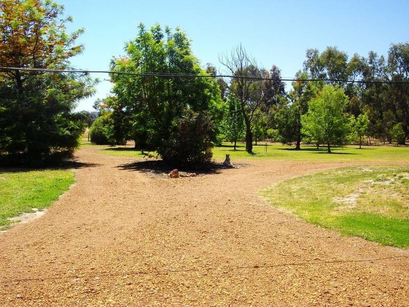 38 Peel Road, Waroona WA 6215