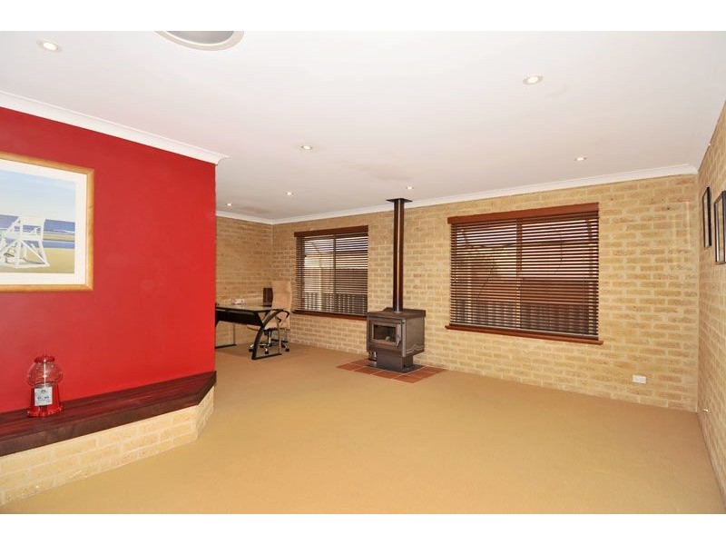 47 Allambi Way, South Yunderup WA 6208