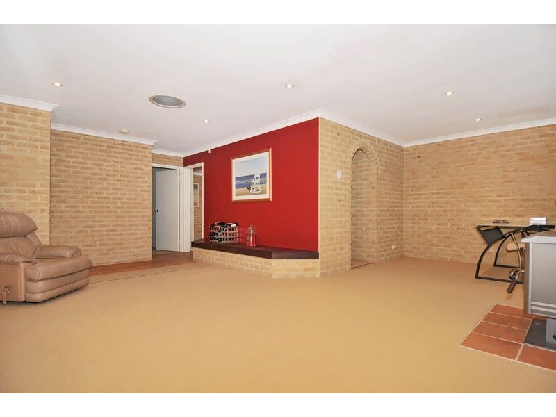 47 Allambi Way, South Yunderup WA 6208