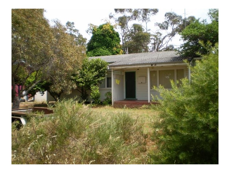 19 Banksiadale Road, Dwellingup WA 6213