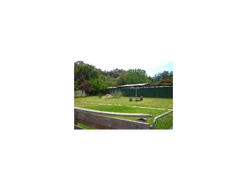 19 Banksiadale Road, Dwellingup WA 6213