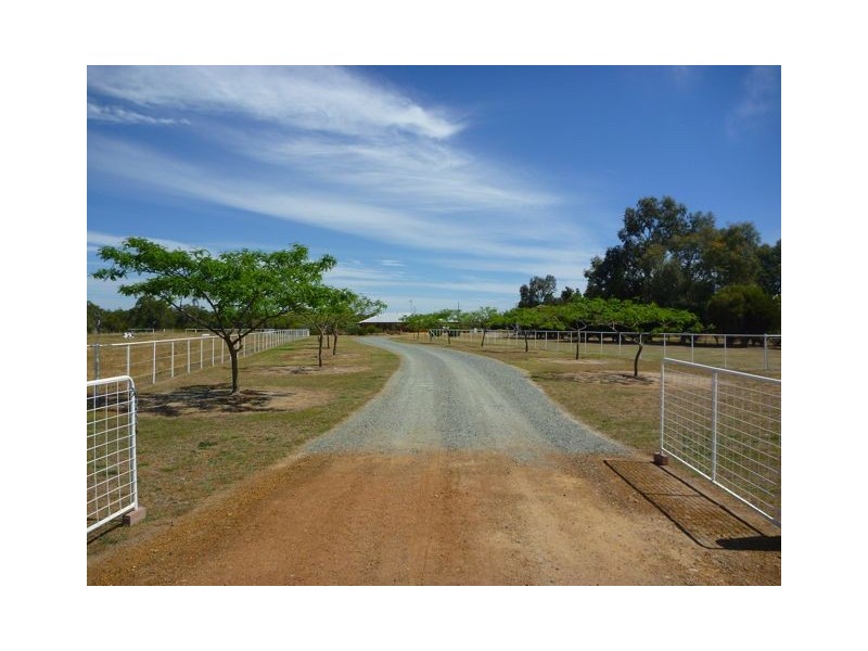 85 Lovegrove Street, Pinjarra WA 6208