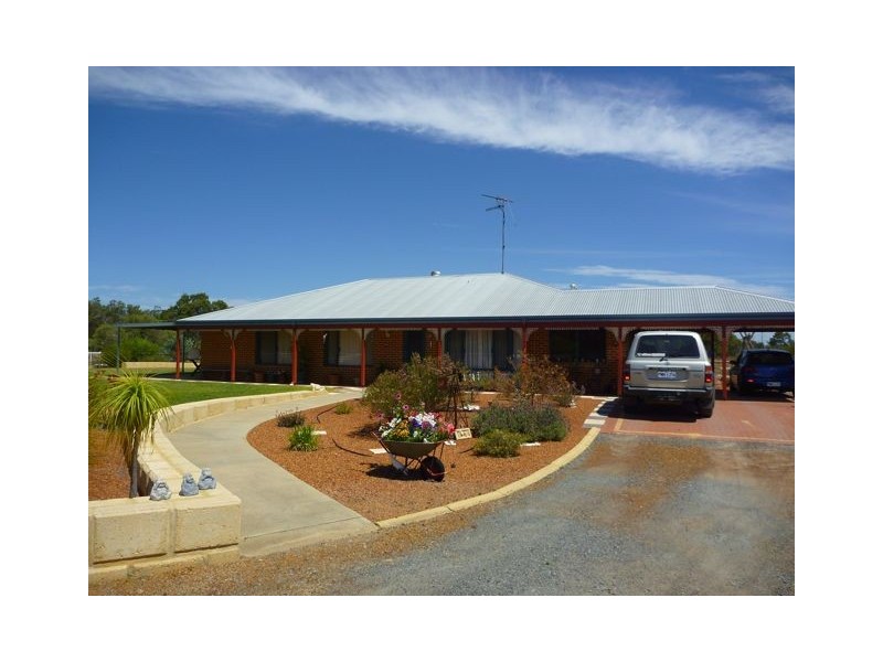 85 Lovegrove Street, Pinjarra WA 6208