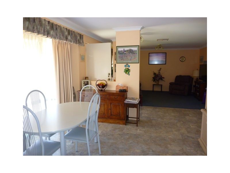 85 Lovegrove Street, Pinjarra WA 6208