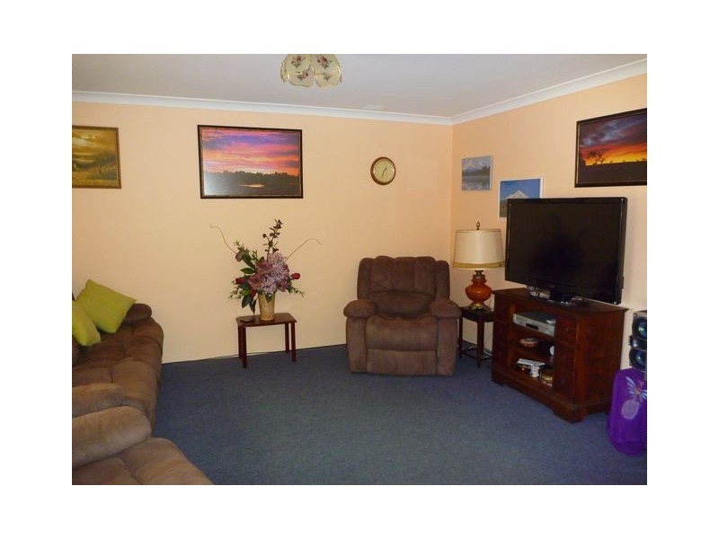 85 Lovegrove Street, Pinjarra WA 6208