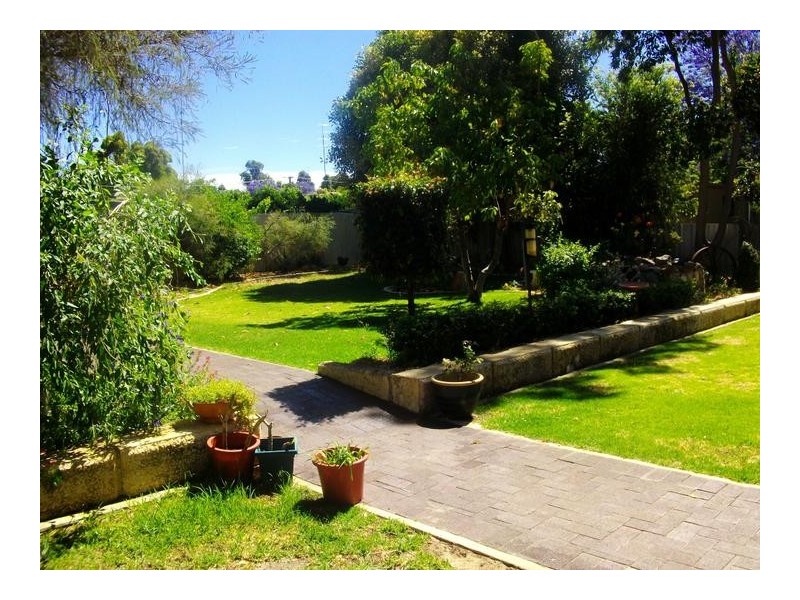 56 Millar Street, Waroona WA 6215