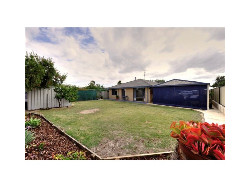 8 Lever Way, South Yunderup WA 6208