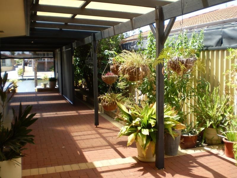 7 Woolah, South Yunderup WA 6208