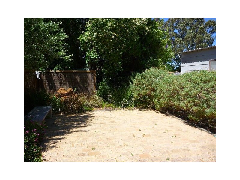 4 Jubilee Drive, Pinjarra WA 6208