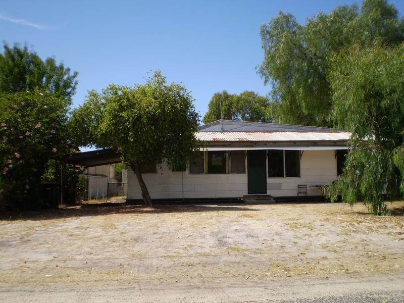 11 Rivergum Esp, South Yunderup WA 6208