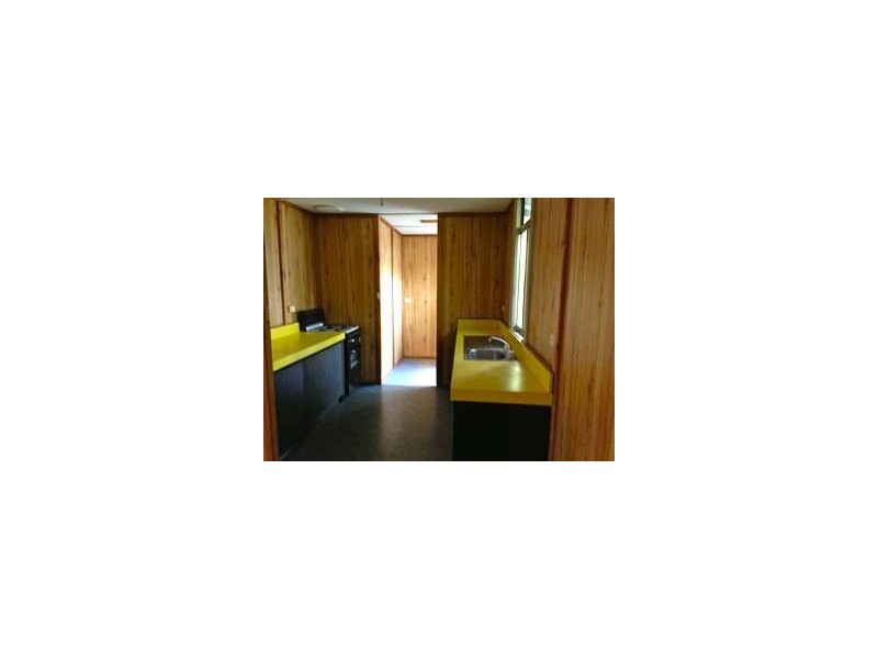 8 Sollya Crescent, Dwellingup WA 6213