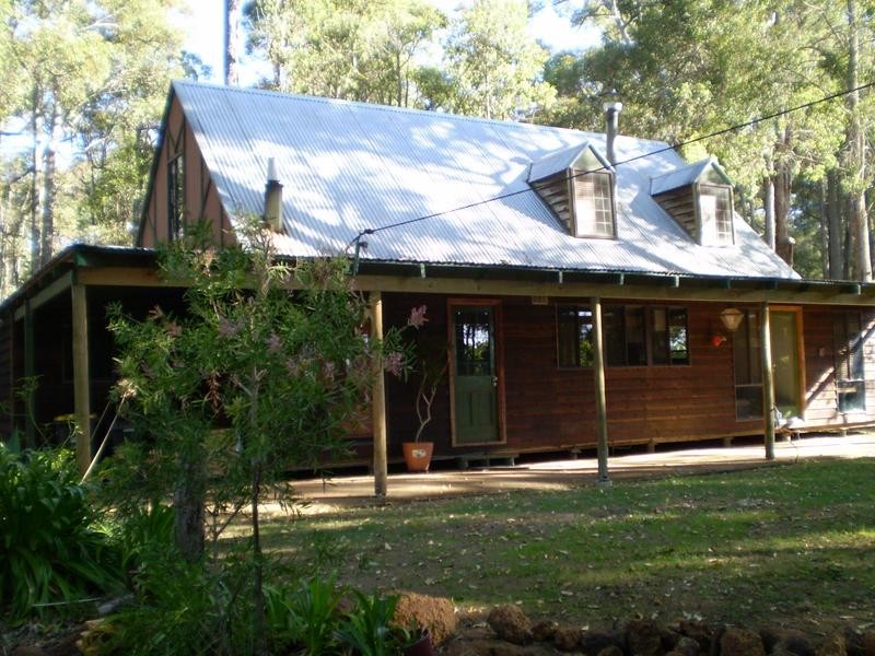 1 Forestview Road, Dwellingup WA 6213