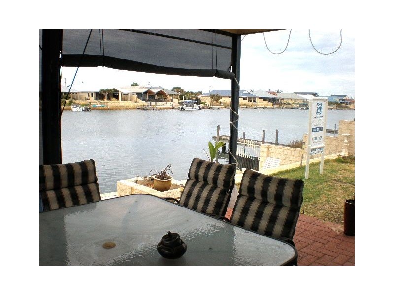 90 Murray Waters Boulevard, South Yunderup WA 6208