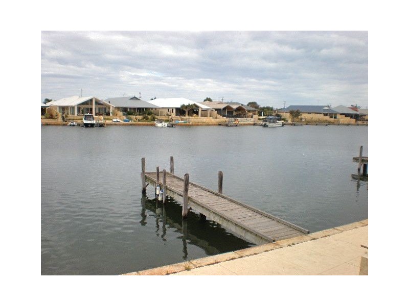 90 Murray Waters Boulevard, South Yunderup WA 6208