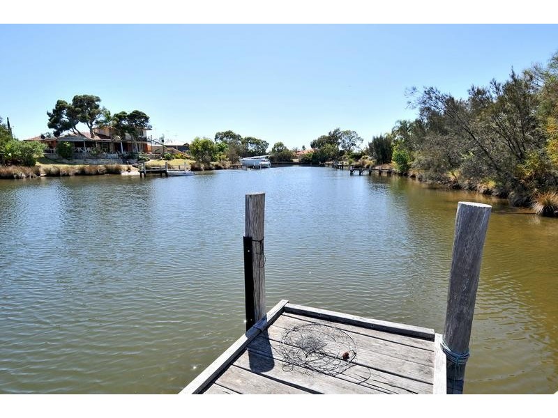 14 Sunland Avenue, South Yunderup WA 6208