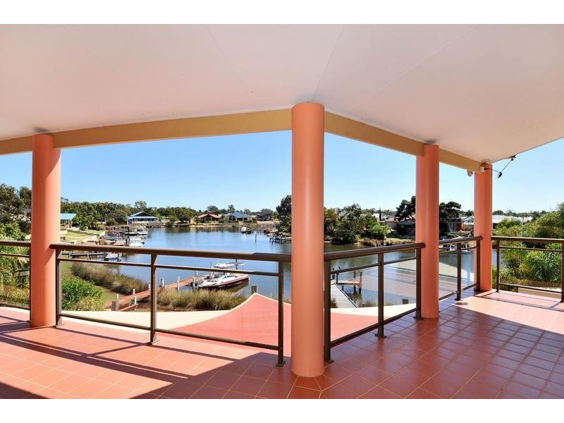 14 Sunland Avenue, South Yunderup WA 6208