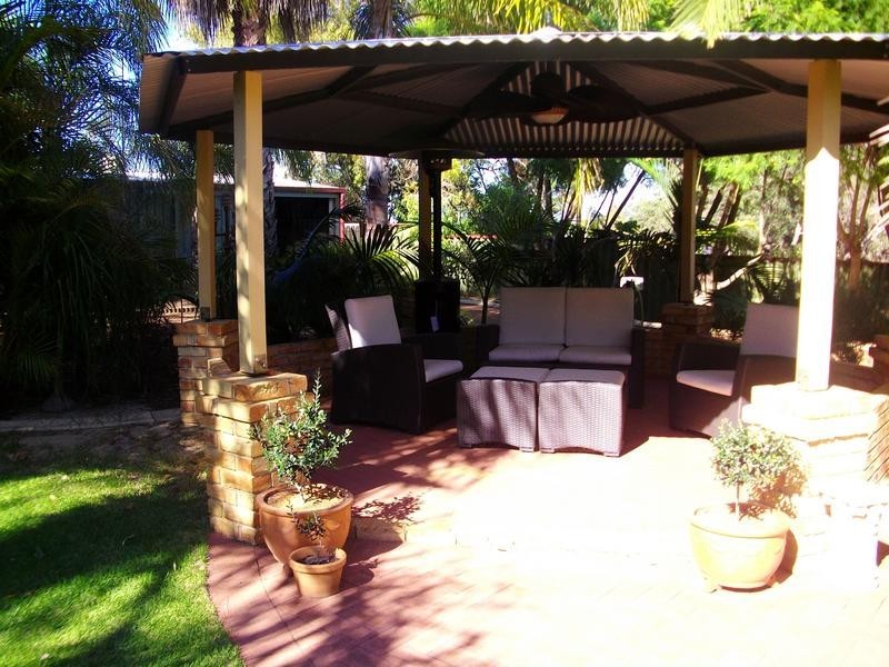 17 McDowell Street, Waroona WA 6215