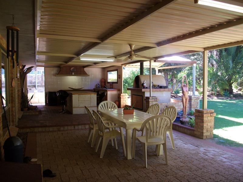 17 McDowell Street, Waroona WA 6215