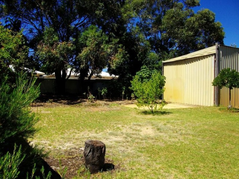 10 Thatcher Street, Waroona WA 6215