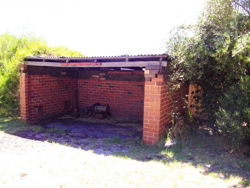 10 Thatcher Street, Waroona WA 6215