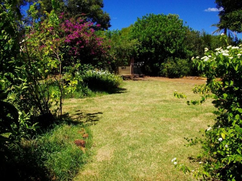 10 Thatcher Street, Waroona WA 6215