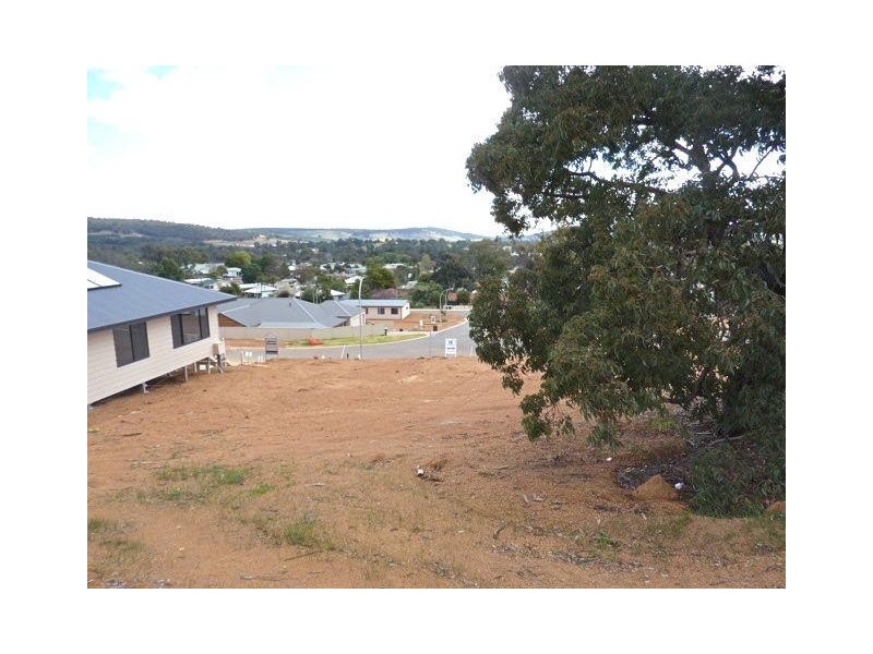 26 Sandalwood Place, Boddington WA 6390