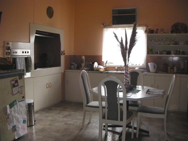 39 Hesse Street, Waroona WA 6215