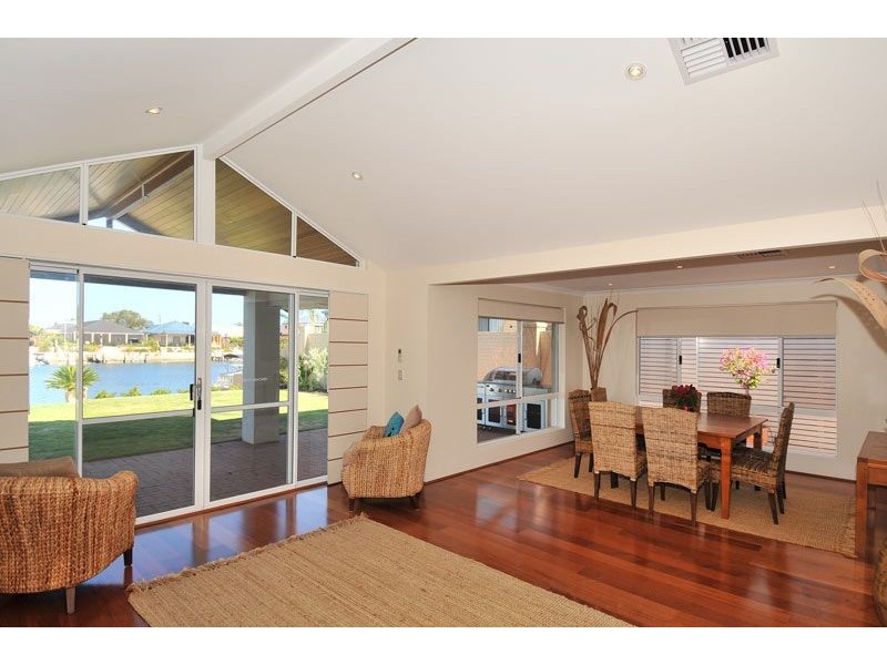 24 Murray Waters Boulevard, South Yunderup WA 6208