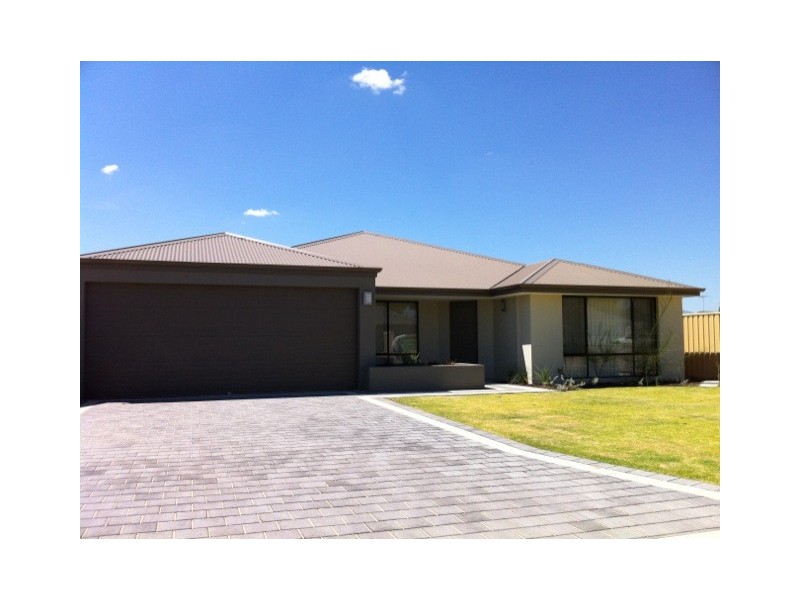 34 Greenacre Street, Pinjarra WA 6208