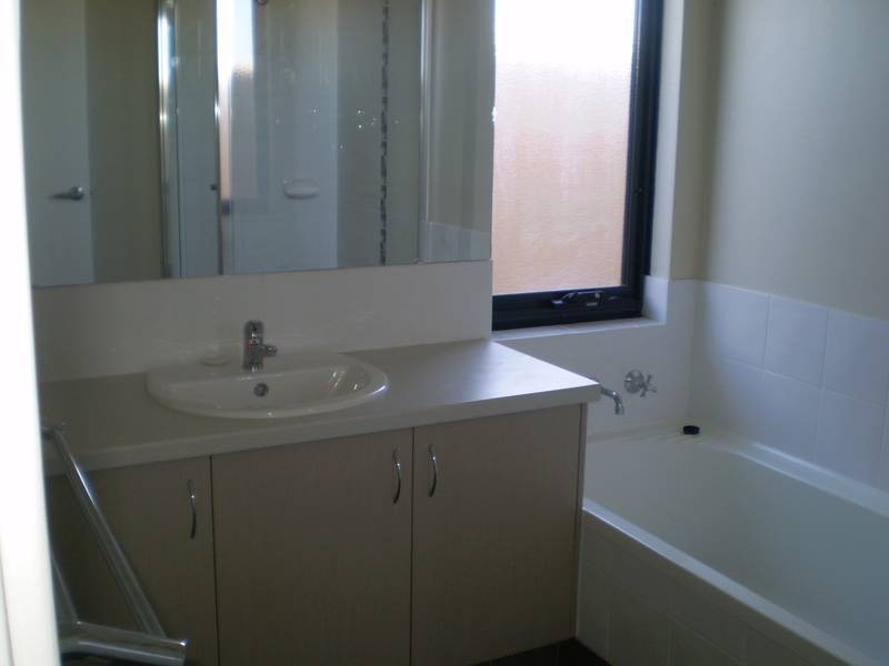 34 Greenacre Street, Pinjarra WA 6208