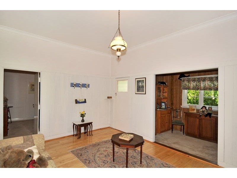 19 Marginata Crescent, Dwellingup WA 6213