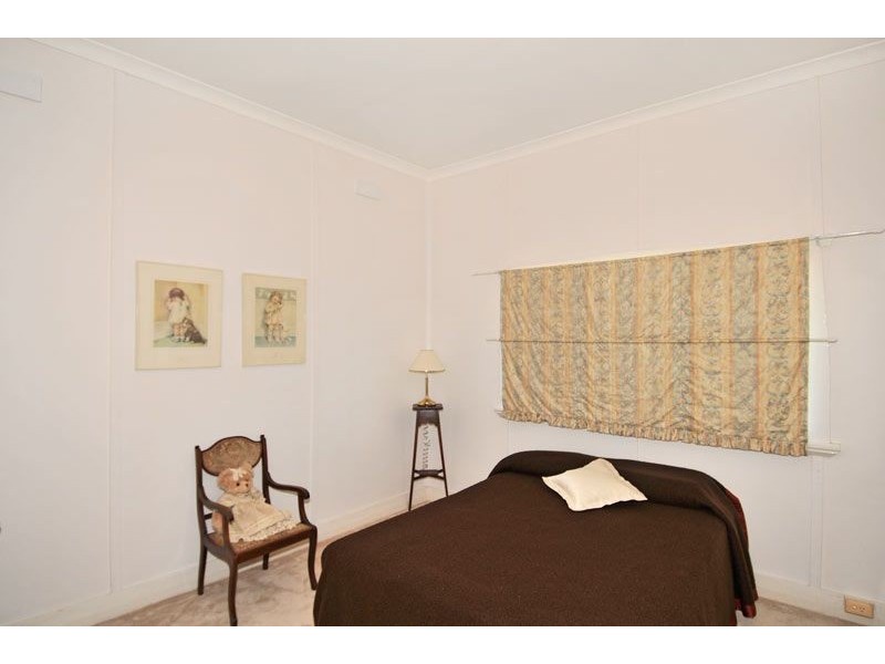 19 Marginata Crescent, Dwellingup WA 6213
