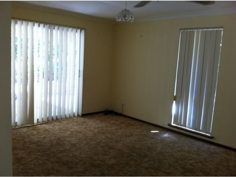 Unit 2/6a Eastcott Place, Waroona WA 6215