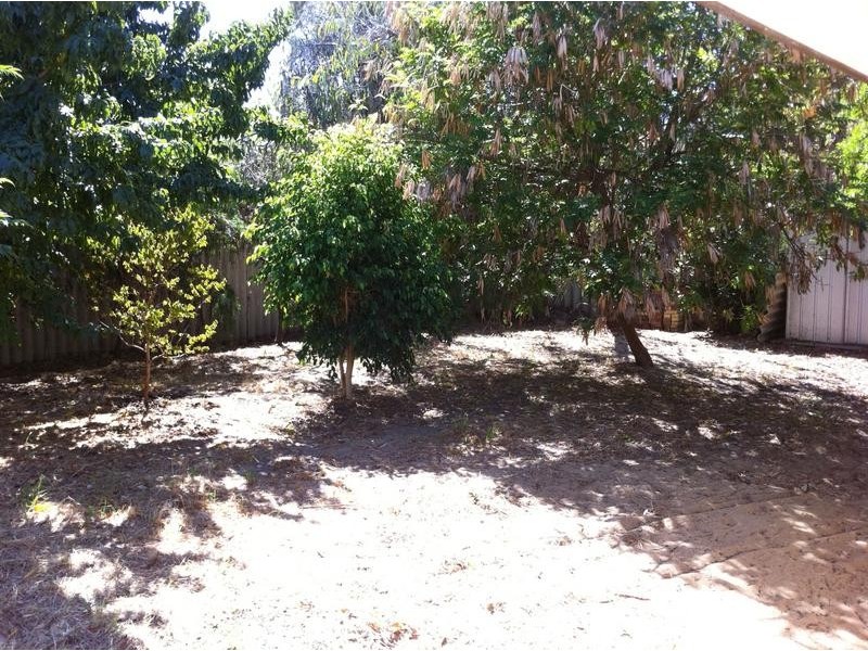 Unit 2/6a Eastcott Place, Waroona WA 6215