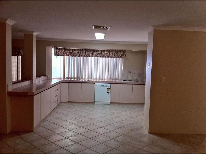 1 Armstrong Court, Waroona WA 6215