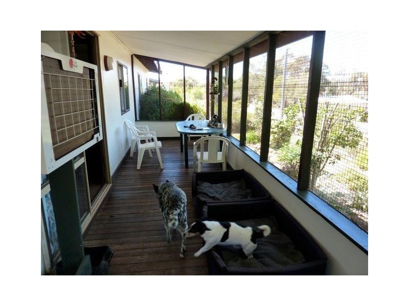 22 White Street, Wandering WA 6308
