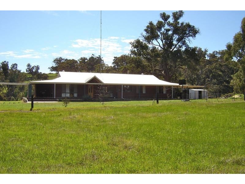 2 River Road, Boddington WA 6390