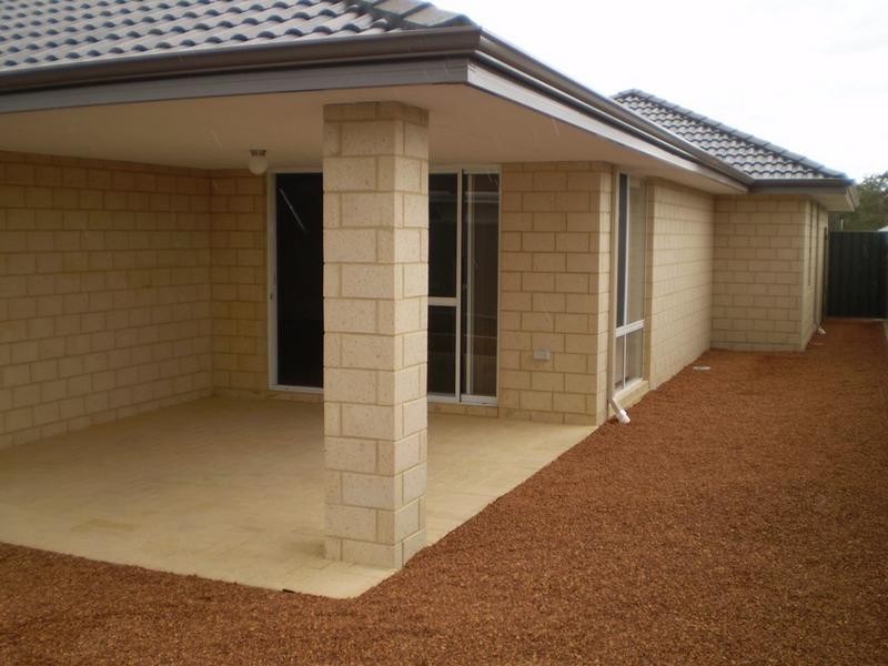 4 Helena Way, Pinjarra WA 6208