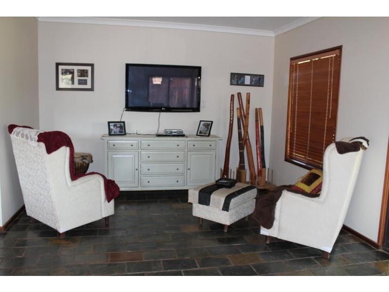 59 Patterson Road, Waroona WA 6215