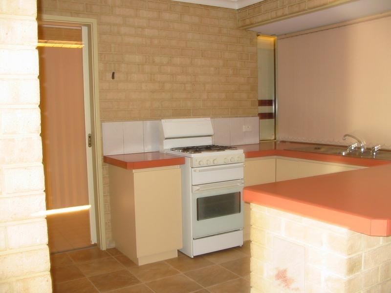 1/16 Marri Place, Pinjarra WA 6208