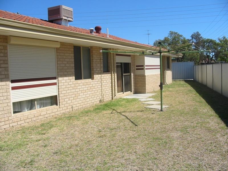 1/16 Marri Place, Pinjarra WA 6208