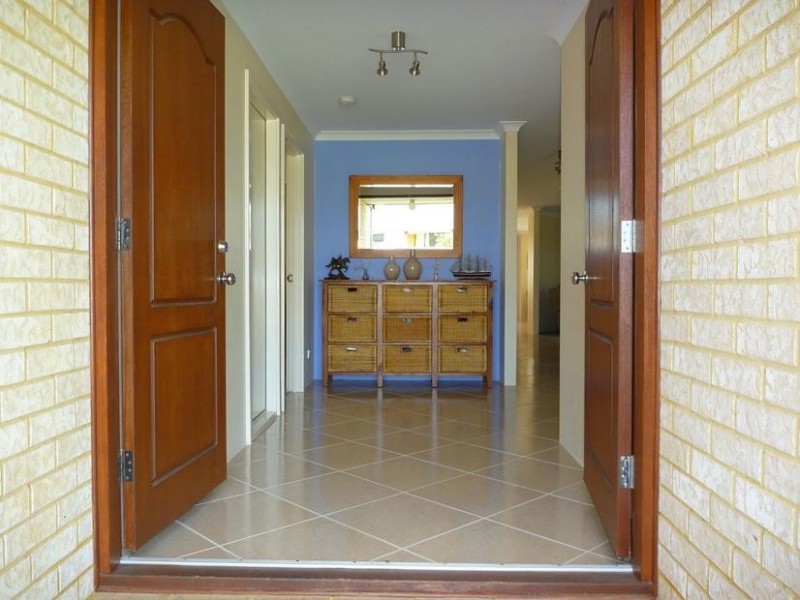 11 Goldseeker Loop, Ravenswood WA 6208