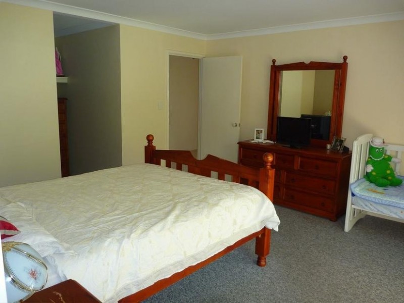 11 Goldseeker Loop, Ravenswood WA 6208