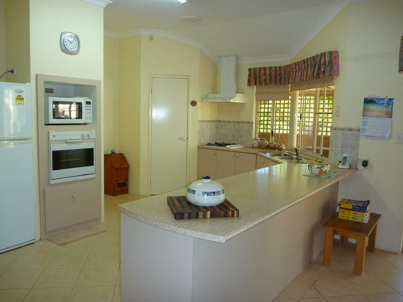 19 Country Road, Pinjarra WA 6208