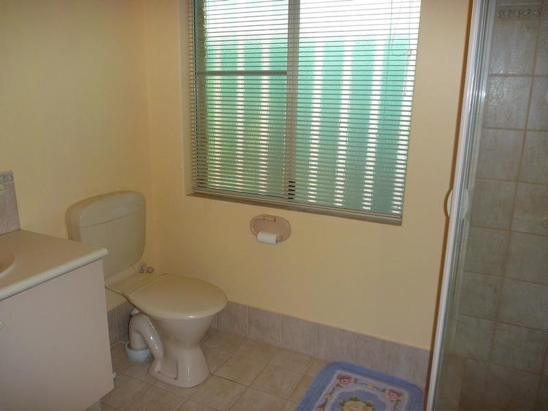 19 Country Road, Pinjarra WA 6208