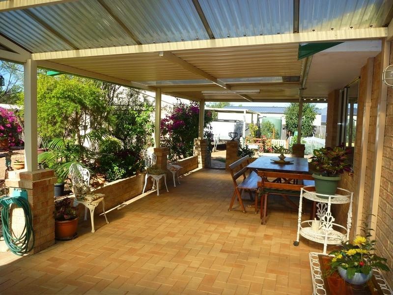 19 Country Road, Pinjarra WA 6208