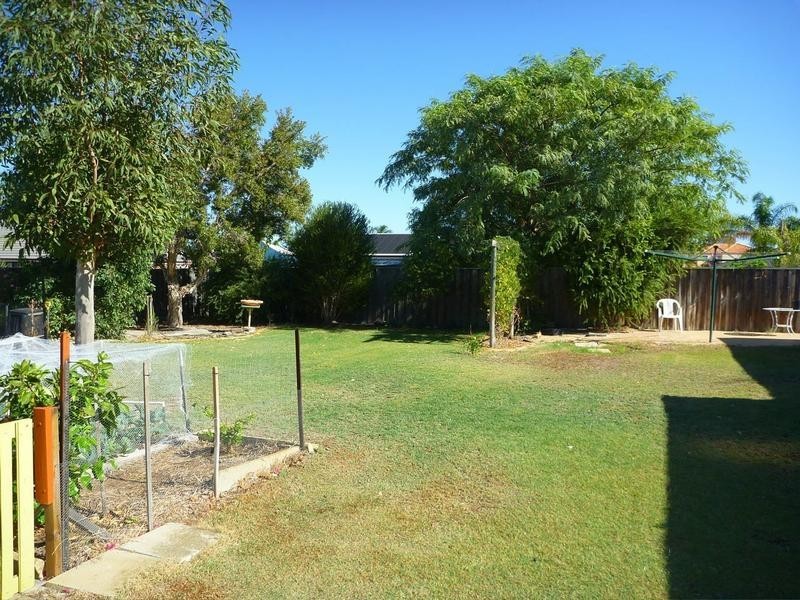 19 Country Road, Pinjarra WA 6208