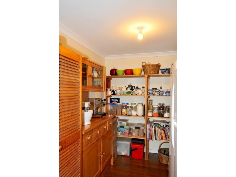 11 Banksiadale Road, Dwellingup WA 6213